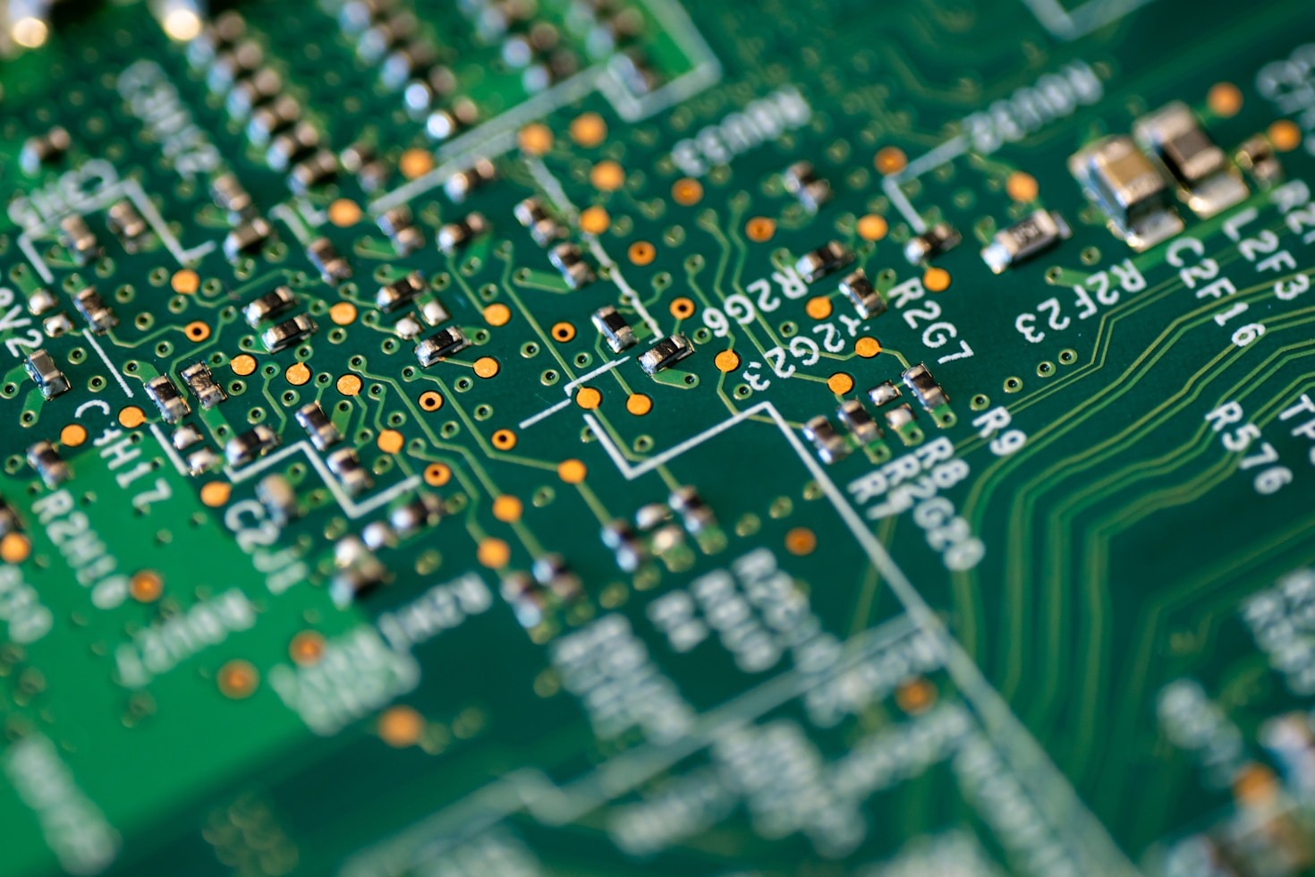 Balancing Complexity And Clarity In Reporting